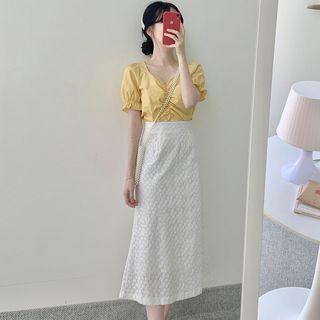Short-sleeve Crinkled Top / Midi A-line Skirt