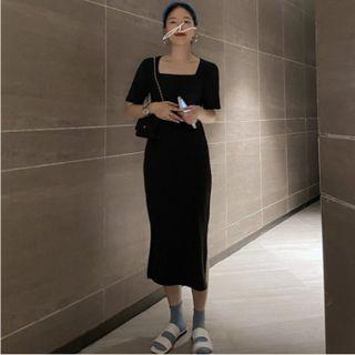 Short Sleeve Square Neck Plain Slit-side Dress