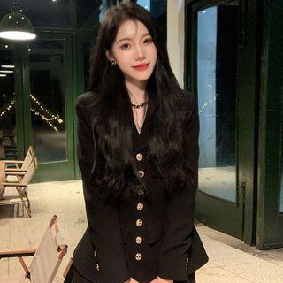 Single-breasted Blazer / Pleated A-line Skirt