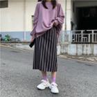 Plain Pullover / Striped Pencil Skirt