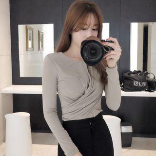 Twisted Long-sleeve T-shirt