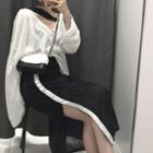 V-neck Long-sleeve Top / Contrast Trim Midi Skirt