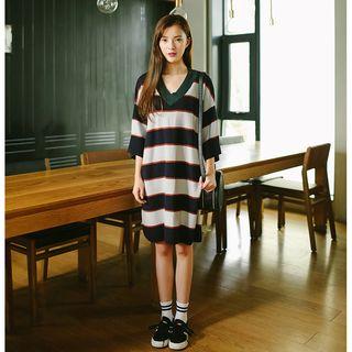 Striped V-neck 3/4 Sleeve Sweater Dress