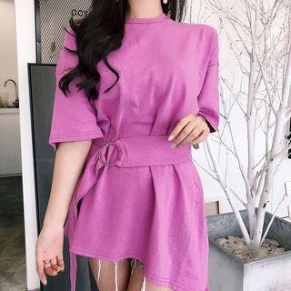 Short-sleeve Asymmetrical Hem T-shirt With Belt