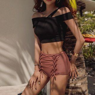 Set: Off-shoulder Bikini Top + Lace-up Bottom