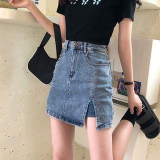 Butterfly Print Short-sleeve T-shirt / Mini Pencil Denim Skort
