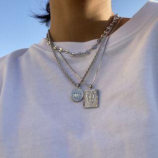 Set: Chain Necklace + Pendant Necklace