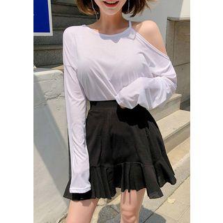Cold-shoulder Sleek T-shirt
