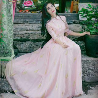 3/4 Sleeve Feather Embroidered Maxi Dress