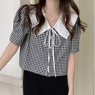 Short-sleeve Peter Pan Collar Plaid Cropped Shirt Black - One Size