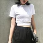 Cutout-hem Cropped T-shirt
