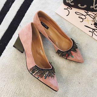 Beaded Pointed Pumps