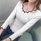 Contrast Trim 3/4-sleeve Knit Top