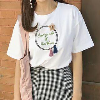 Tassel Embroidered Short-sleeve T-shirt