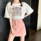Printed Elbow-sleeve T-shirt / Mini A-line Denim Skirt