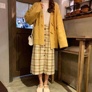 V-neck Duffle Cardigan / Plaid Midi A-line Skirt