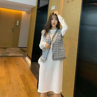 Knit Dress / Fray Hem Buttoned Vest / Set
