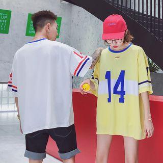 Couple Matching Distressed Lettering Elbow-sleeve T-shirt