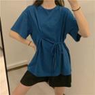 Tie-waist Short-sleeve T-shirt / High-waist Wide-leg Shorts