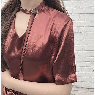 Metallic V-neck Elbow Sleeve T-shirt