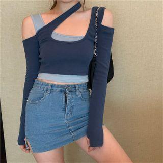 Mock Two-piece Cutout Cropped T-shirt