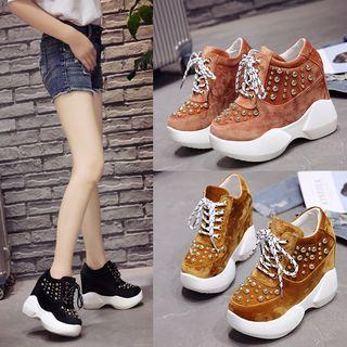 Studded Platform Hidden Wedged Sneakers