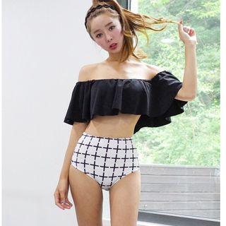 Ruffled Off-shoulder Bikini