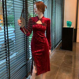 Long-sleeve Cutout Frog Buttoned Sheath Dress