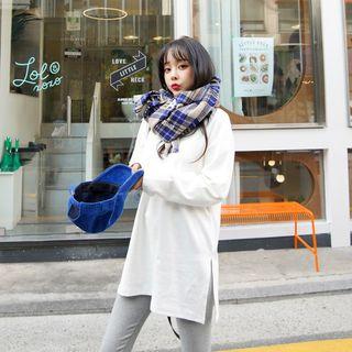 Slit-side Long Textured T-shirt