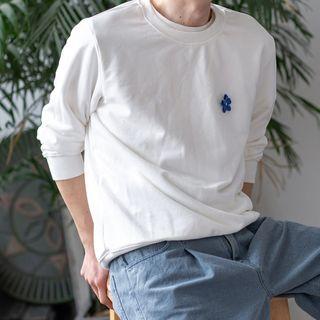 Round-neck Applique Pullover