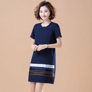 Plain Short-sleeve Round-neck Dress