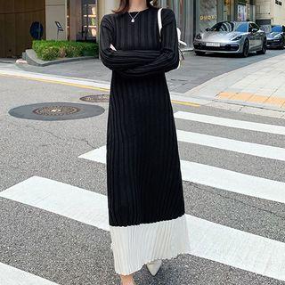 Two-tone Long-sleeve Knit Midi A-line Dress