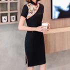 Short-sleeve Printed Panel Fitted Qipao Dress