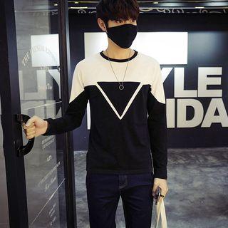 Triangle Print Long Sleeve T-shirt