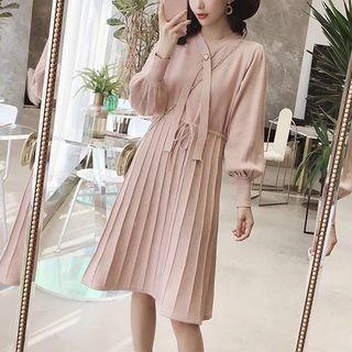 Puff-sleeve V-neck A-line Knit Dress