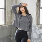 Sports Long-sleeve Cropped Hooded Top