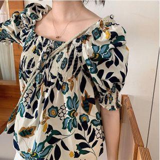 Short-sleeve Floral Top Blue Flower & Black Leaves - White - One Size