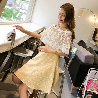 Set: Short-sleeve Lace Top + Spaghetti-strap Check A-line Dress