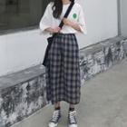 Dotted Elbow-sleeve T-shirt / Plaid Midi A-line Skirt