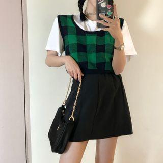 Short-sleeve Plain T-shirt / Plaid Knit Vest
