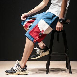 Contrast Pocket Cargo Shorts