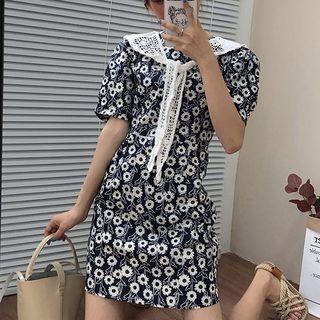 Short-sleeve Tie-neck Floral Print Mini A-line Dress