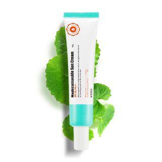 Apieu - Madecassoside Sun Cream Spf39 Pa++ 40g