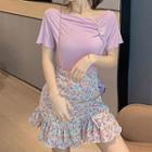 Short-sleeve Crinkled T-shirt / Floral Print Mini A-line Skirt