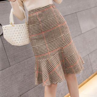 Ruffle Hem Houndstooth Midi Dress