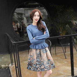 Set: Long-sleeve Knit Top + Printed A-line Skirt