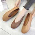 Round Toe Flat