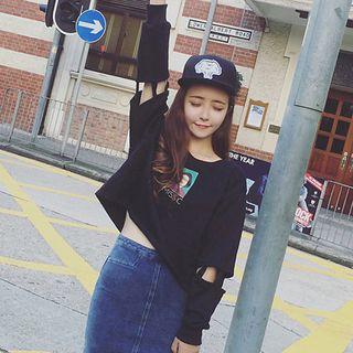 Cutout Printed Pullover Black - One Size