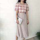 Check V-neck Linen Blouse / Plain Long Skirt