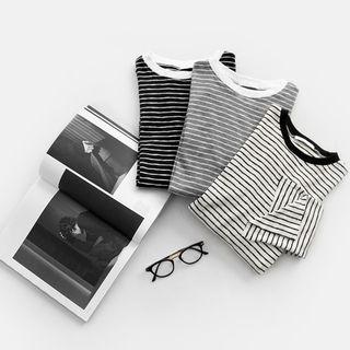 Asymmetric-hem Stripe T-shirt